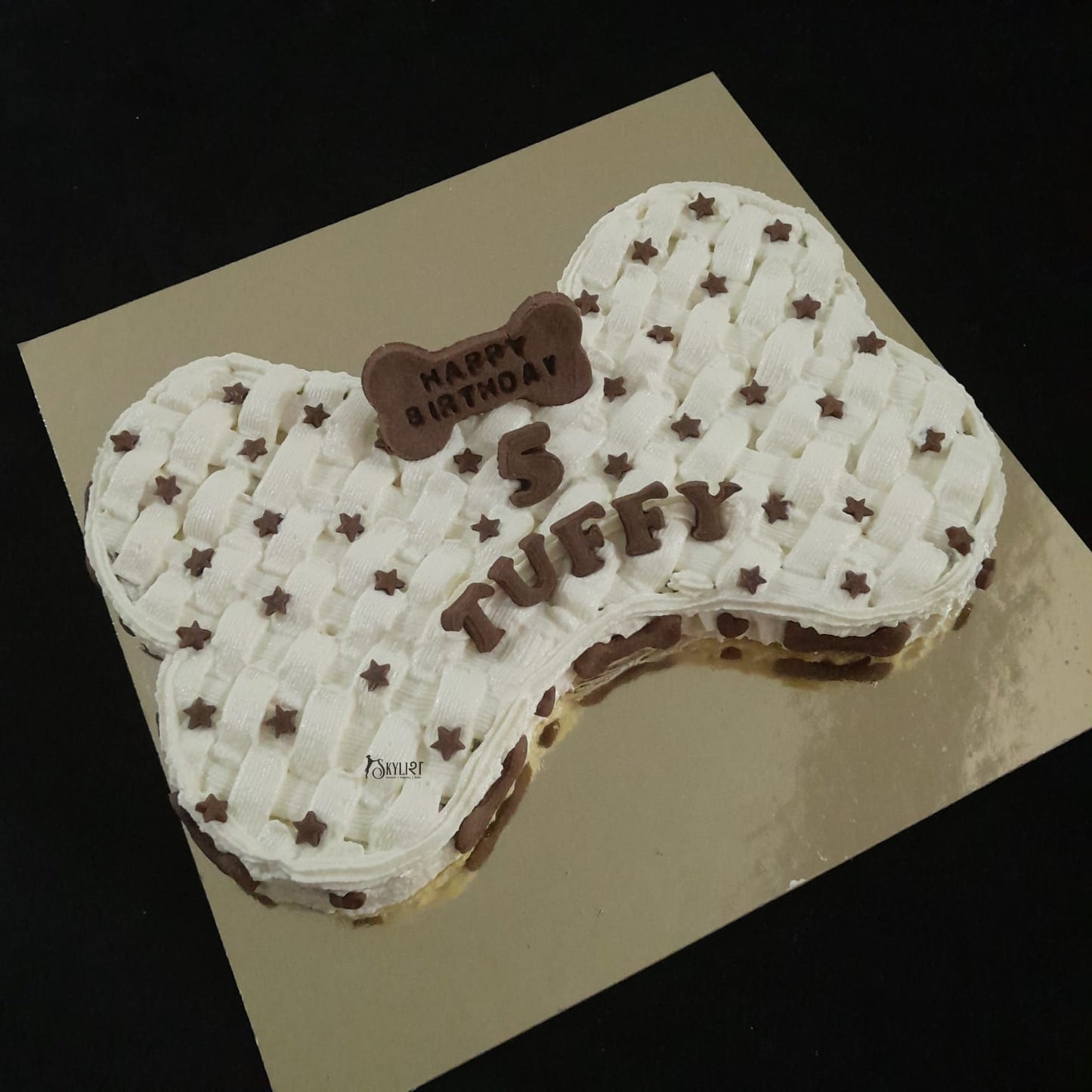 Bone-Shaped Cake for Dogs