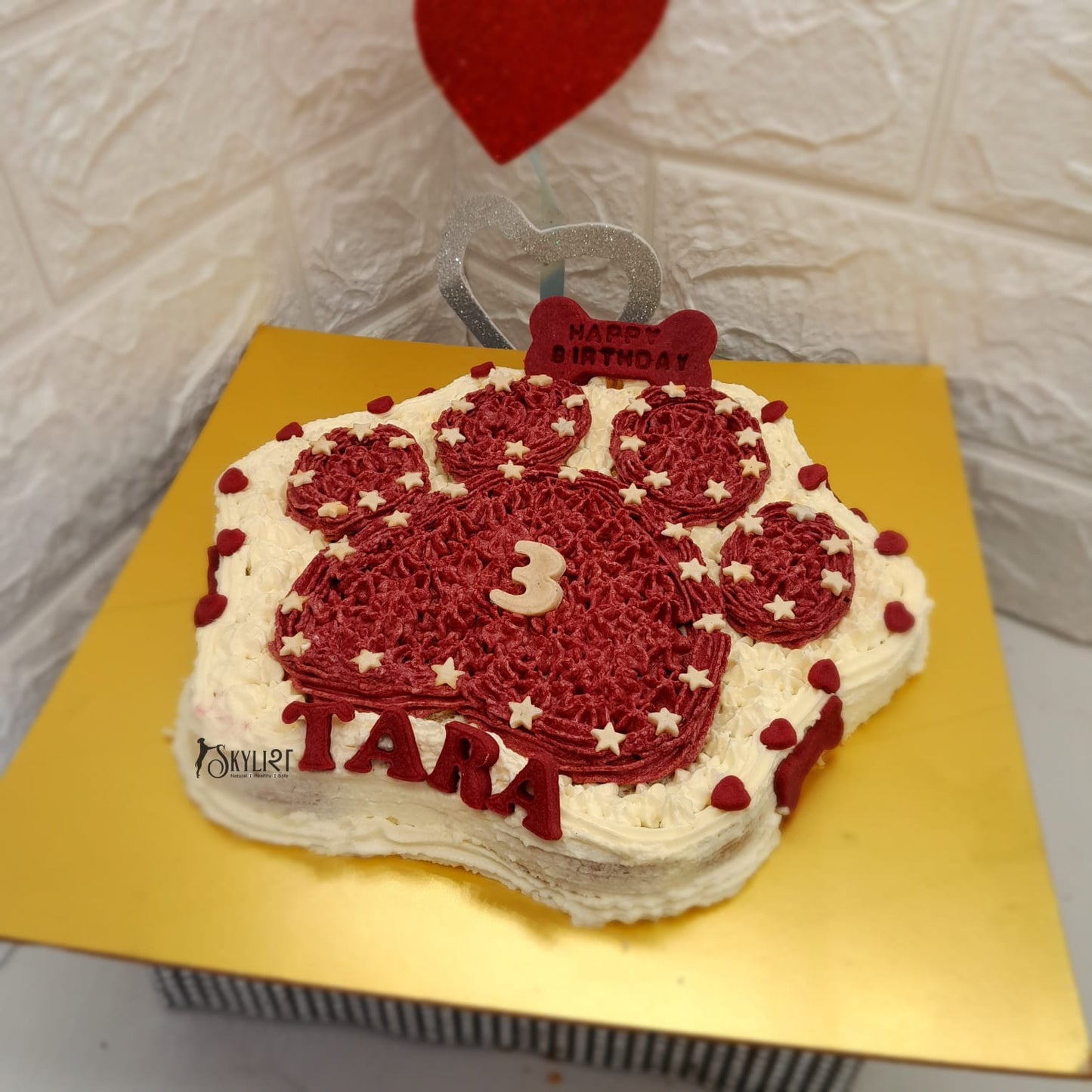 Paw-Shaped dog cakes in hyderabad